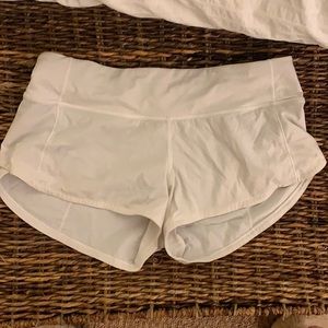 great condition white lulu lemon shorts